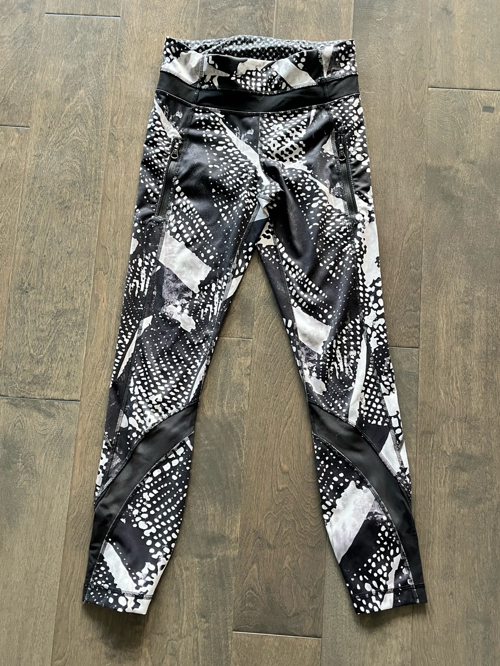 Lululemon Bundle - Picture 8 of 11